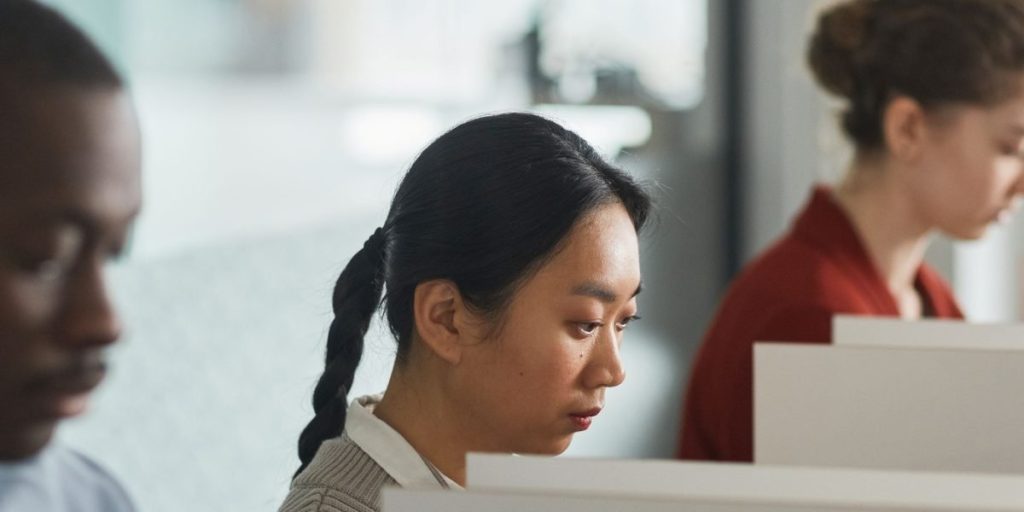 This guide gives a practical, structured path for anyone who wants to study AI in 2026 without getting lost in hype. It explains the field's main branches—ML, d...