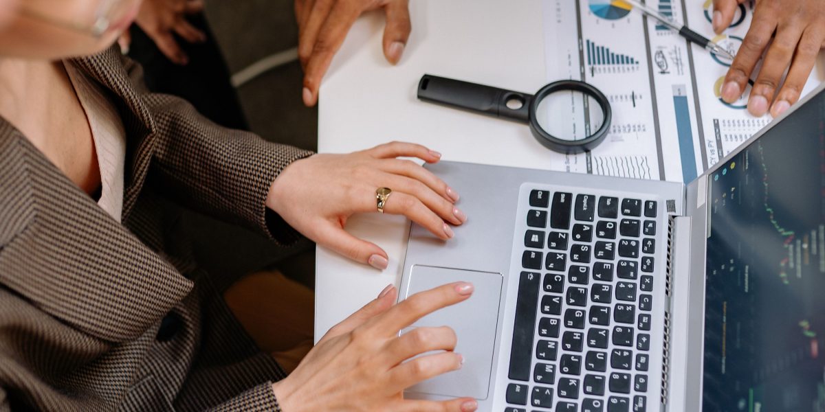 A person focused on market intelligence, utilizing various tools and data sources to track private equity activity in real-time.