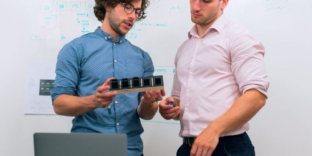 This article explains how to cut through the avalanche of 2026 AI funding news to find the best product manager opportunities and hire the right talent. It walk...