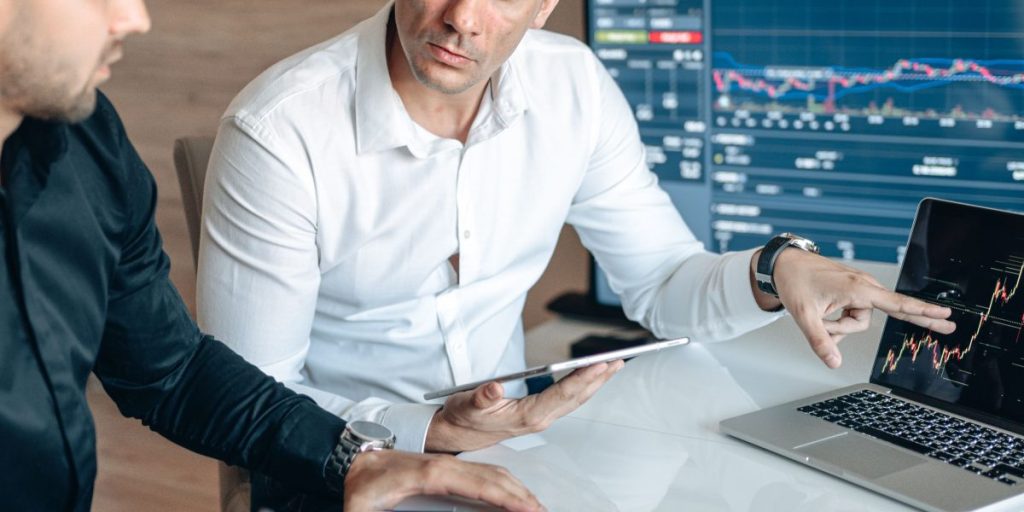 This guide maps the fast-moving AI funding landscape in 2026 and gives founders and investors practical steps to find, evaluate, and secure capital. It explains...